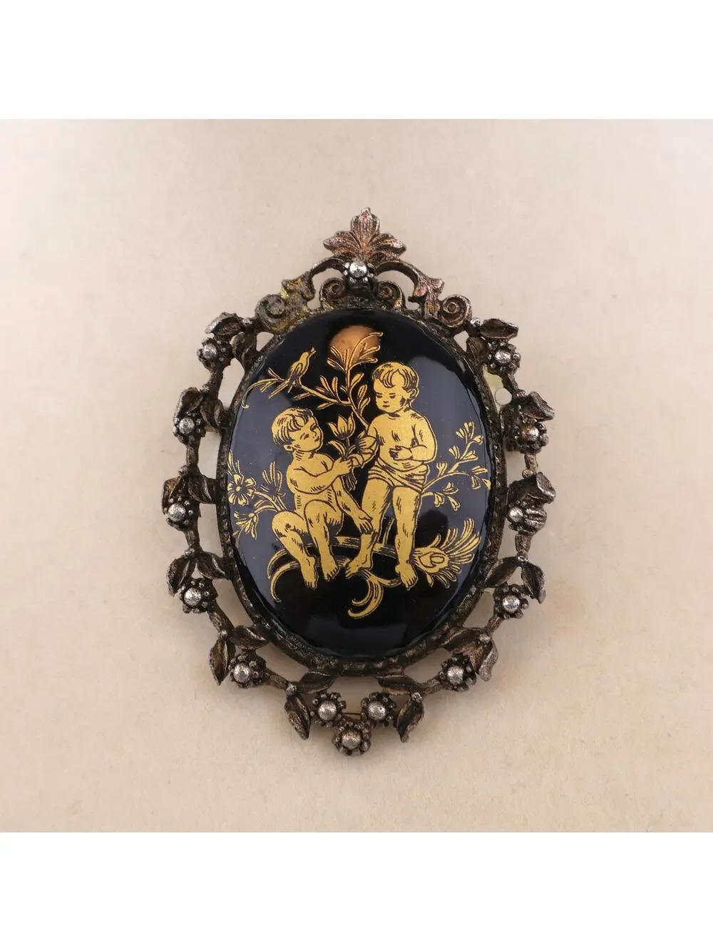 Vintage Gemini Zodiac Brooch Black Gold Glass Two Boys Garden Silver Filigree 2